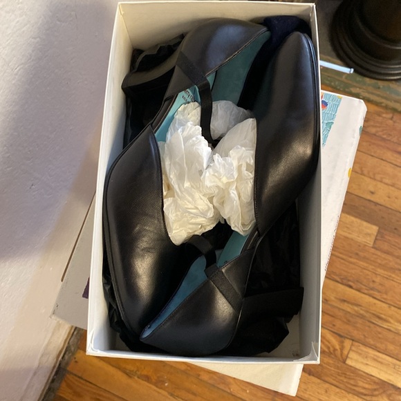 Thierry Rabotin Pumps, 39.5 - Picture 4 of 7